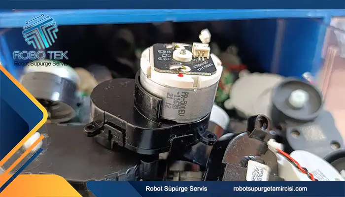 Robot süpürge Yan Fırça Motoru Tamiri